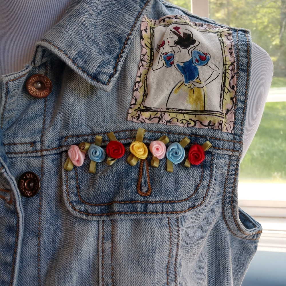 Disney princess denim vest custom embellished - Picture 2 of 4